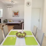 Semesterbostad Lorenzo By Interhome *
