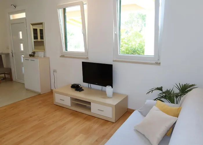 Lorenzo By Interhome * Privlaka (Zadar)