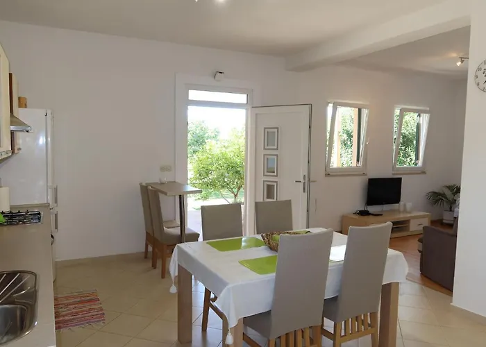 Lorenzo By Interhome Privlaka (Zadar)