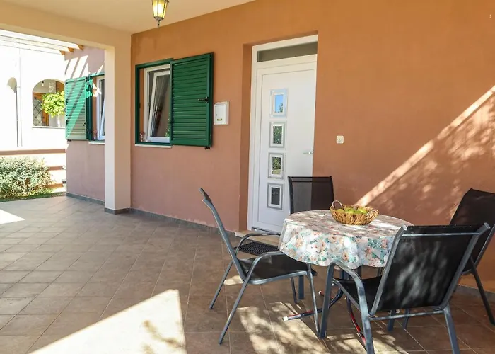 Casa vacanze Lorenzo By Interhome *